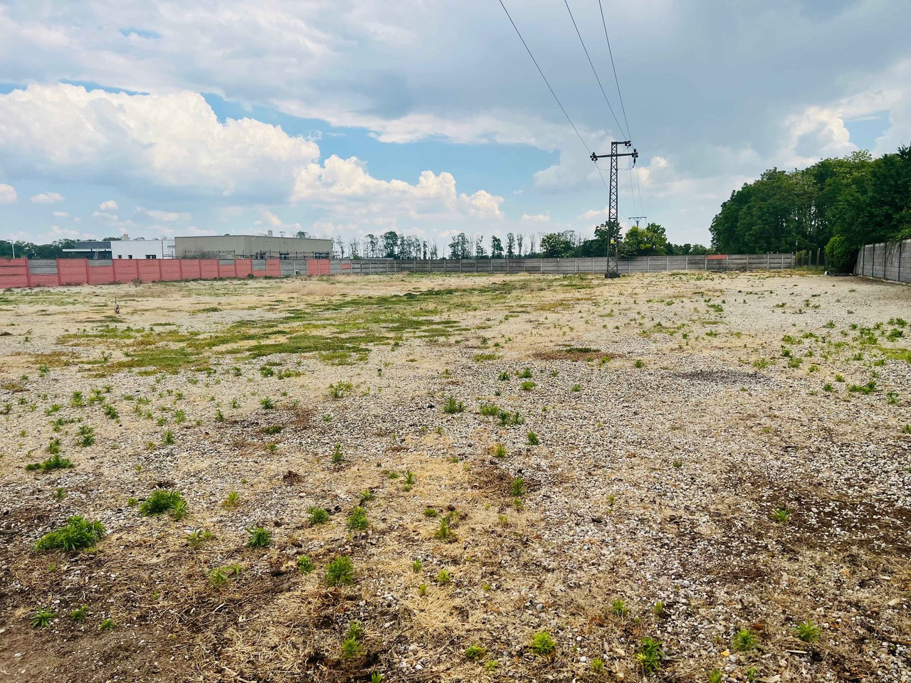 Na  predaj stavebný pozemok 4011 m2, Michal na Ostrove, okres Dunajská Streda