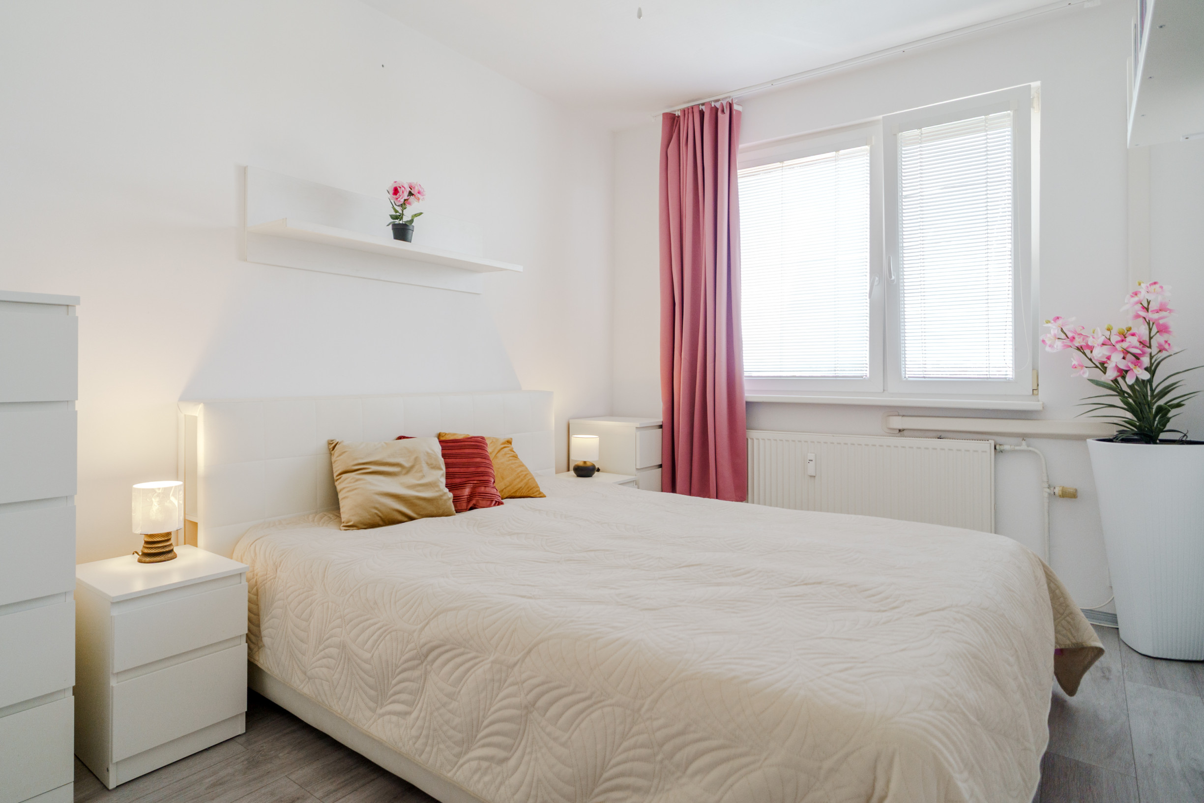 NA PREDAJ praktický 3-izbový byt po kompletnej rekonštrukcii, 55,59 m², ul. Furdekova – Petržalka