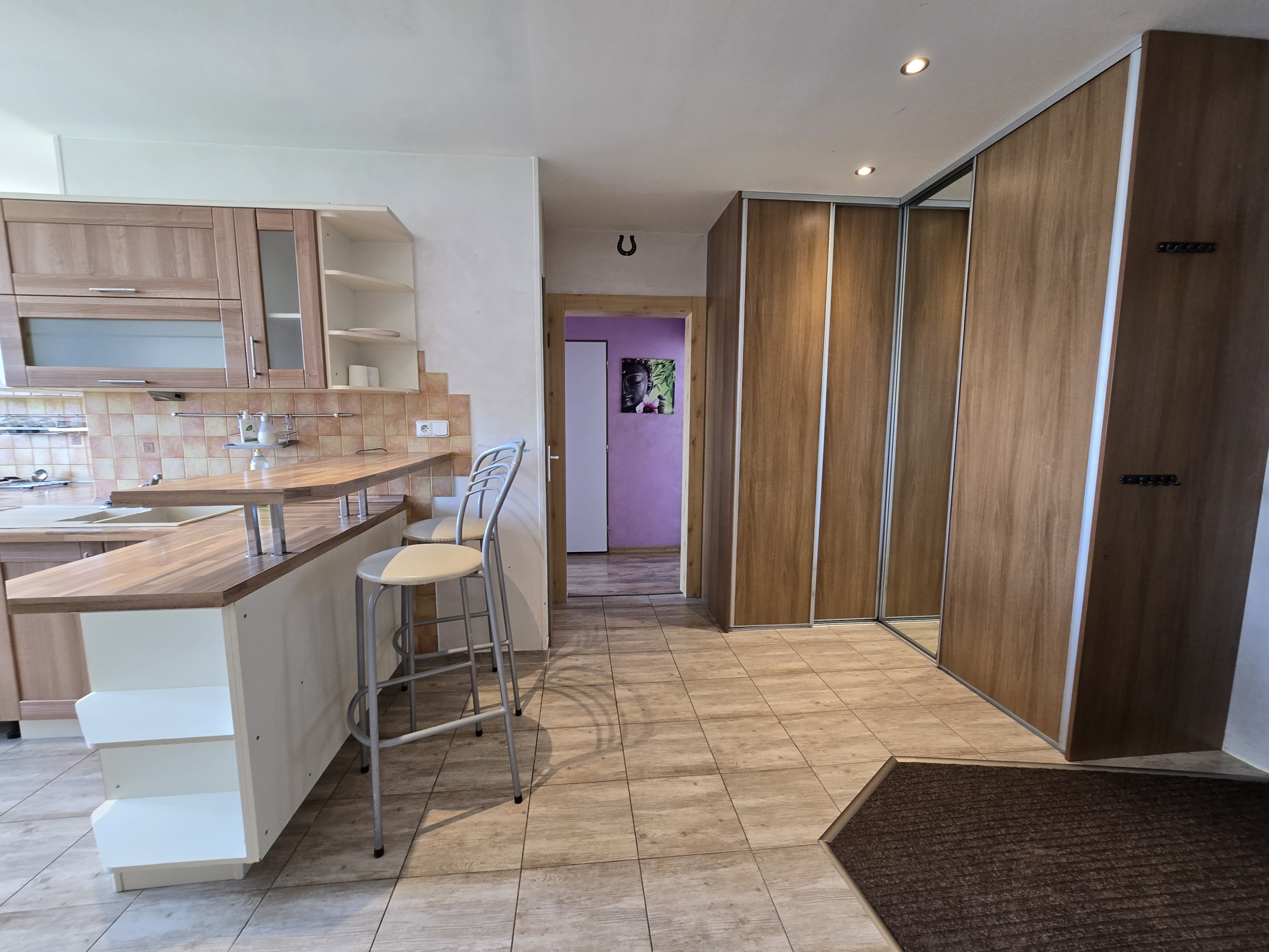 Exkluzívna ponuka! Ponúkam na predaj 4-izbový byt s balkónom v Poprade ul. Suchoňova