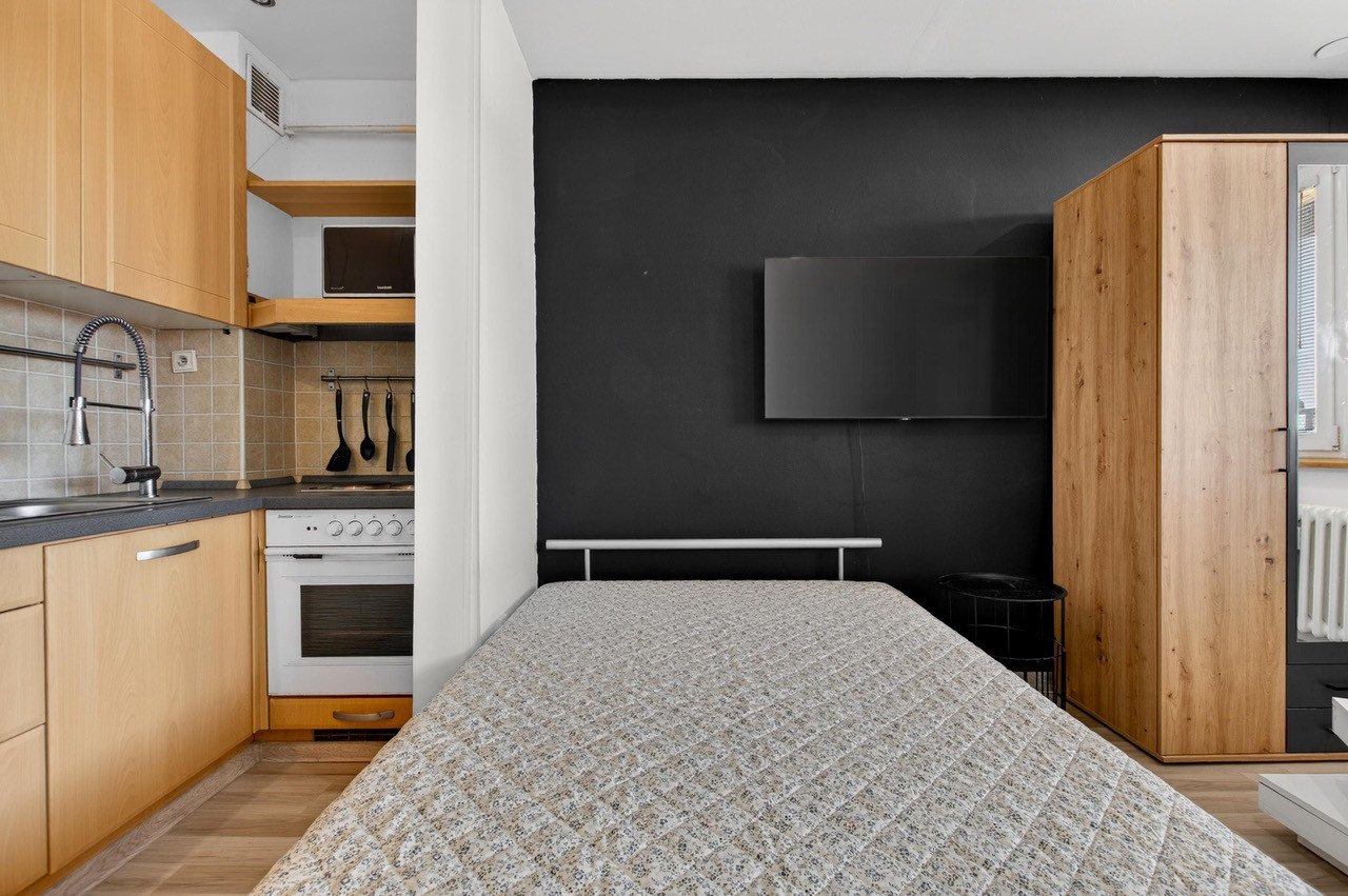 REZERVOVANÉ - Na predaj zrekonštruovaný a zariadený 1-izbový byt, 37,54 m2, Sekurisova ulica, Bratislava-Dúbravka