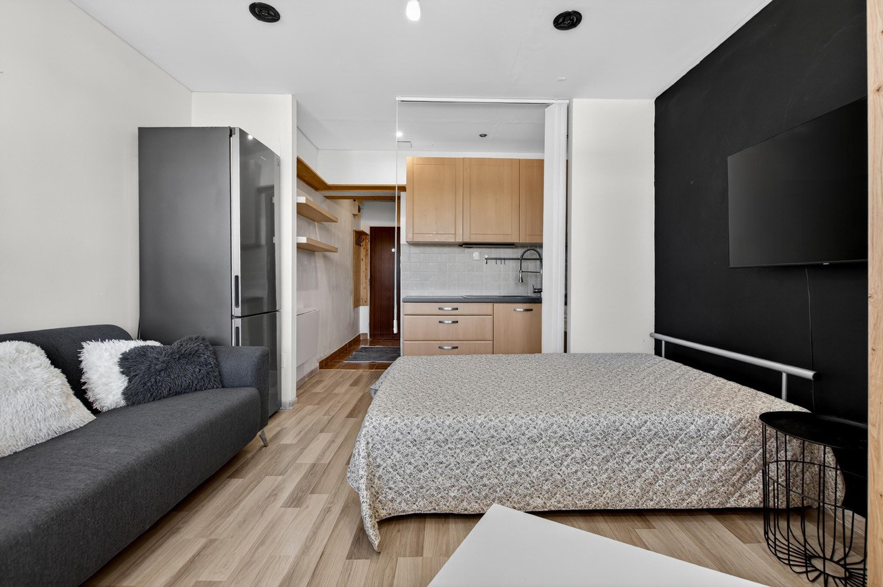 REZERVOVANÉ - Na predaj zrekonštruovaný a zariadený 1-izbový byt, 37,54 m2, Sekurisova ulica, Bratislava-Dúbravka