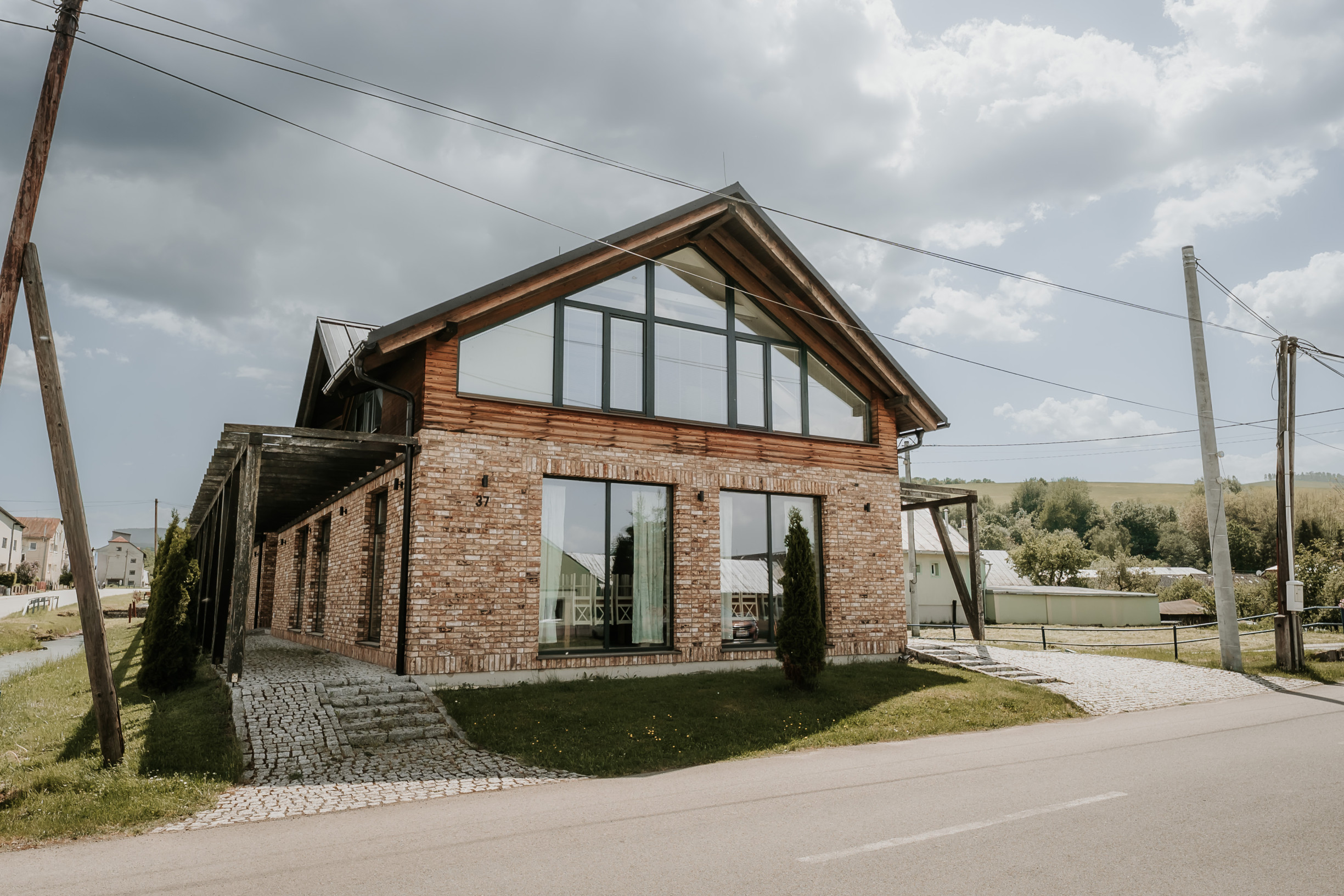 EXKLUZÍVNA PRÍLEŽITOSŤ PRE PODNIKANIE V OBCI LÚKOV
