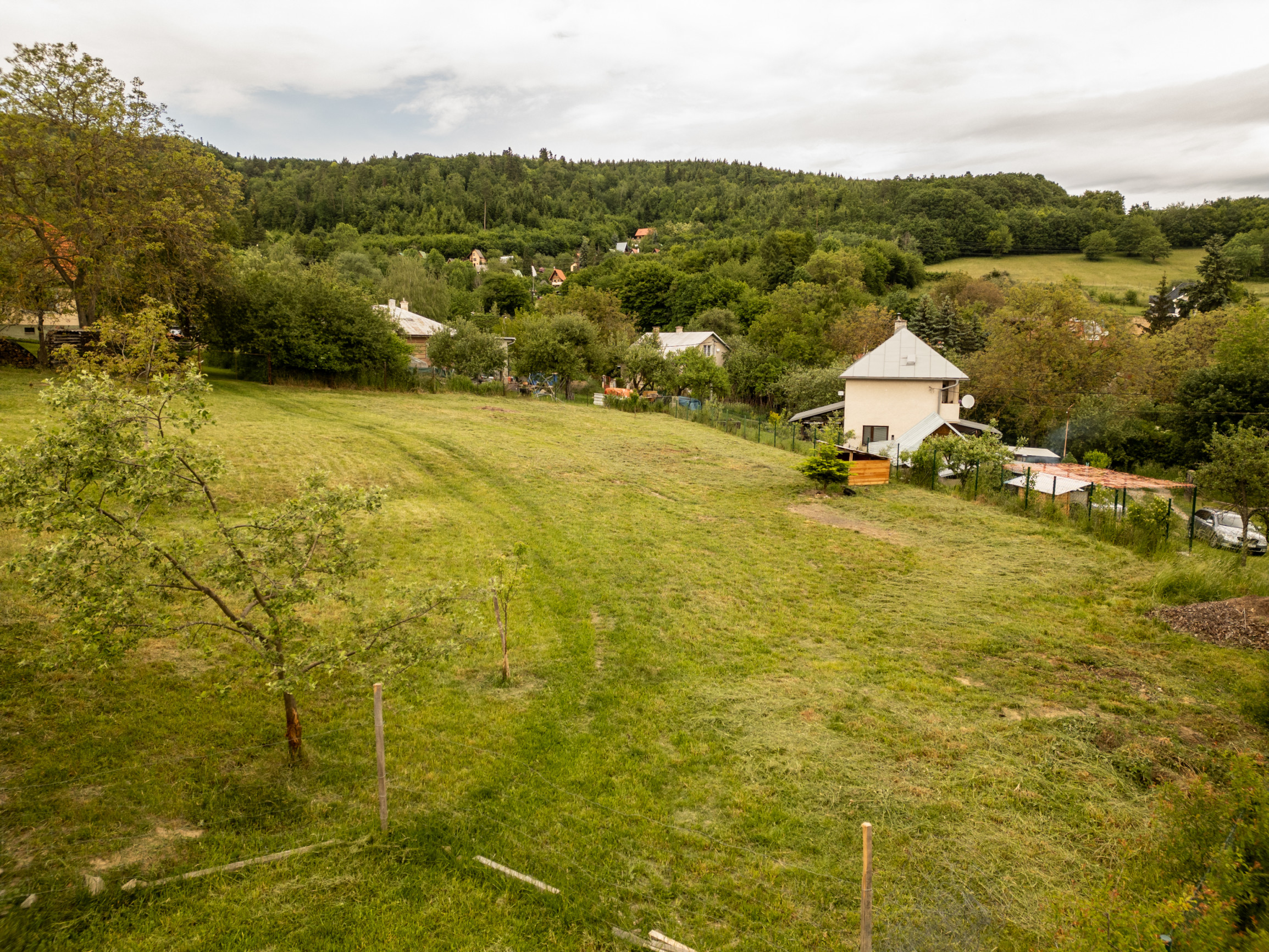 Ponúkame Vám na predaj dva stavebné pozemky v Banskej Štiavnici - Štefultov
