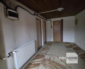 REZERVOVANÉ - Exkluzívne na predaj rodinný dom po čiastočnej rekonštrukcii v obci Holumnica, okres Kežmarok