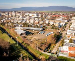 Na predaj priemyselný areál v meste Sečovce - investičná príležitosť!