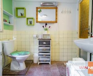 Exkluzívne na predaj rodinný dom vhodný aj ako investícia, priamo v centre mesta Banská Štiavnica