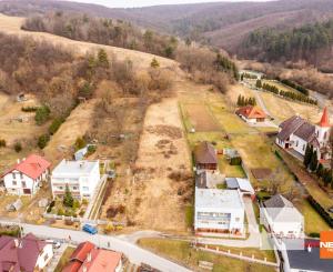 Na predaj lukratívny stavebný pozemok blízko  mesta Humenné- Brestov