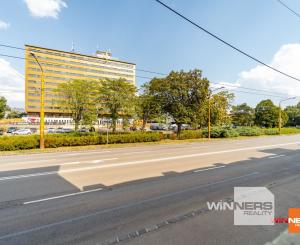 Priestranný 3,5i tehlový byt v centre Košíc s uzavretým dvorom na Gorkého ul.