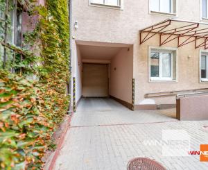 Priestranný 3,5i tehlový byt v centre Košíc s uzavretým dvorom na Gorkého ul.