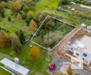 Exkluzívne  na predaj stavebný pozemok 759 m2, Čečejovce