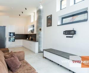 Exkluzívne na predaj štýlová novostavba na Domaši - časť Poľany!!!