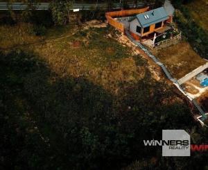 NOVÁ CENA! Exkluzívne na predaj slnečný stavebný pozemok v blízkosti Belianskeho jazera, Banská Štiavnica