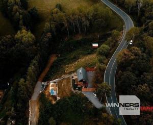 NOVÁ CENA! Exkluzívne na predaj slnečný stavebný pozemok v blízkosti Belianskeho jazera, Banská Štiavnica