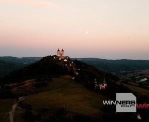 NOVÁ CENA! Exkluzívne na predaj slnečný stavebný pozemok v blízkosti Belianskeho jazera, Banská Štiavnica