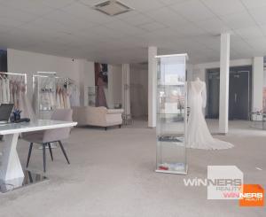 Reprezentatívny kancelársky/obchodný priestor v novostavbe v blízkosti centra mesta, 122,5 m2, parking, Dunajská, Košice