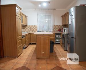 Na predaj priestranný rodinný dom v obci Karcsa - Maďarsko