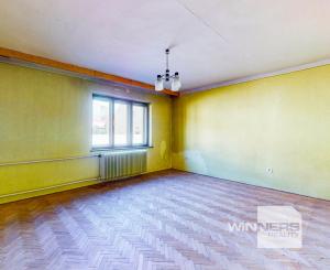 Poschodový rodinný dom neďaleko centra mesta