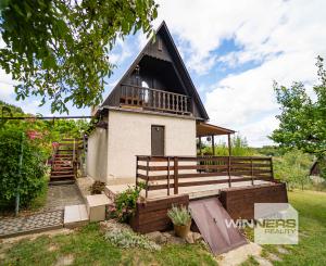 REZERVOVANE - Na predaj murovaná chata v tichom prostredí záhradkárskej oblasti Sečovce