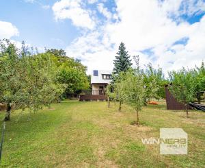 REZERVOVANE - Na predaj murovaná chata v tichom prostredí záhradkárskej oblasti Sečovce