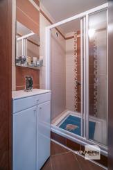 Predaj  pekného 2-izbového bytu s terasou vo Vysokých Tatrách !