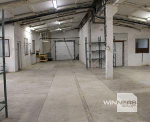 Prenájom  výrobno-skladovacieho priestoru 450 m2 a kancelárií  s prísl. 210 m2 Banská Bystrica -Nemce