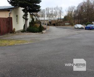 Prenájom  výrobno-skladovacieho priestoru 450 m2 a kancelárií  s prísl. 210 m2 Banská Bystrica -Nemce