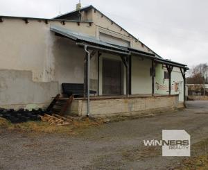 Prenájom  výrobno-skladovacieho priestoru 450 m2 a kancelárií  s prísl. 210 m2 Banská Bystrica -Nemce