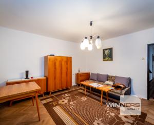 Exkluzívne na predaj rodinný dom v obci Úpor!