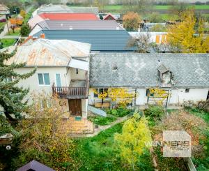 Exkluzívne na predaj rodinný dom v obci Úpor!