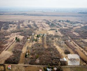 Exkluzívne na predaj stavebné pozemky v záhradkárskej oblasti za mestom Sečovce!