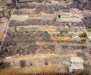 Exkluzívne na predaj stavebné pozemky v záhradkárskej oblasti za mestom Sečovce!