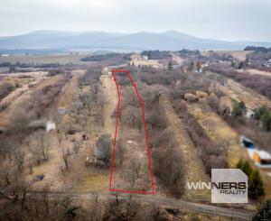 Exkluzívne na predaj stavebné pozemky v záhradkárskej oblasti za mestom Sečovce!