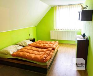 Exkluzívne na predaj   rodinný dom  s ideálnym pozemkom v obci  Čabalovce