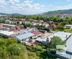 Exkluzívne na predaj  polyfunkčný objekt v Humennom