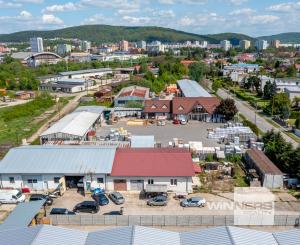 Exkluzívne na predaj  polyfunkčný objekt v Humennom