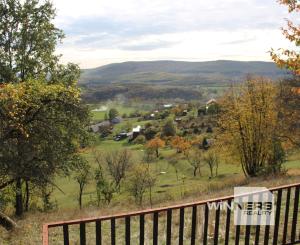 REZERVOVANÉ - Chata a chatka -160 m2,polosamota, Krupina – Stará hora, pozemky 5115 m2, okr. Krupina