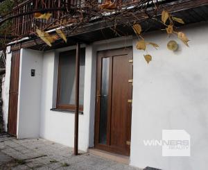 REZERVOVANÉ - Chata a chatka -160 m2,polosamota, Krupina – Stará hora, pozemky 5115 m2, okr. Krupina