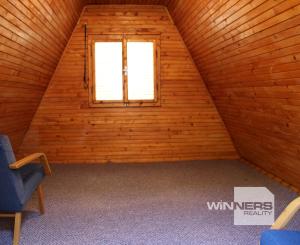 REZERVOVANÉ - Chata a chatka -160 m2,polosamota, Krupina – Stará hora, pozemky 5115 m2, okr. Krupina