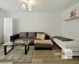 Prenájom 1-izbového bytu, 38 m2, ulica A.Hlinku, Piešťany