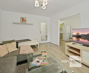 Prenájom 1-izbového bytu, 38 m2, ulica A.Hlinku, Piešťany