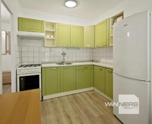 Prenájom 1-izbového bytu, 38 m2, ulica A.Hlinku, Piešťany