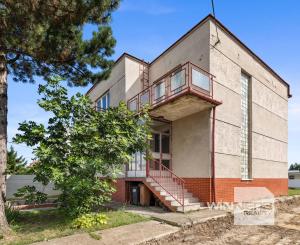 REZERVOVANÉ - Na predaj rodinný dom v Seredi vhodný na rekonštrukciu