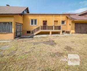 REZERVOVANÉ - Rodinný dom s 2 garážami na predaj, Opiná, Košice - okolie