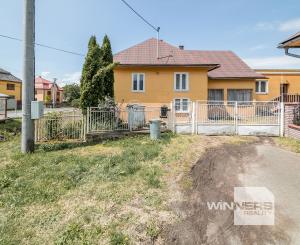 REZERVOVANÉ - Rodinný dom s 2 garážami na predaj, Opiná, Košice - okolie