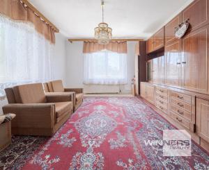 REZERVOVANÉ - Rodinný dom s 2 garážami na predaj, Opiná, Košice - okolie