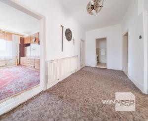 REZERVOVANÉ - Rodinný dom s 2 garážami na predaj, Opiná, Košice - okolie