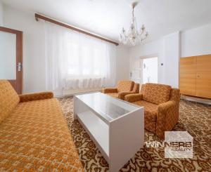 REZERVOVANÉ - Rodinný dom s 2 garážami na predaj, Opiná, Košice - okolie