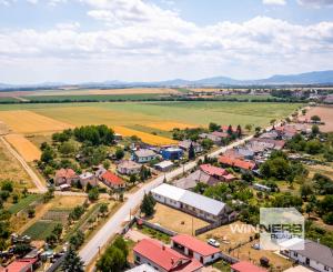 Exkluzívne na predaj byty s vlastným pozemkom v obci Zbehňov!