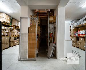 Ponúkame na predaj budovu / skladový priestor v Strážskom