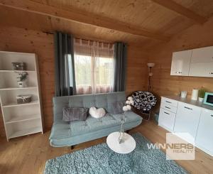 Na predaj štýlová chatka s rozsiahlym pozemkom, Novajidrány, Maďarsko